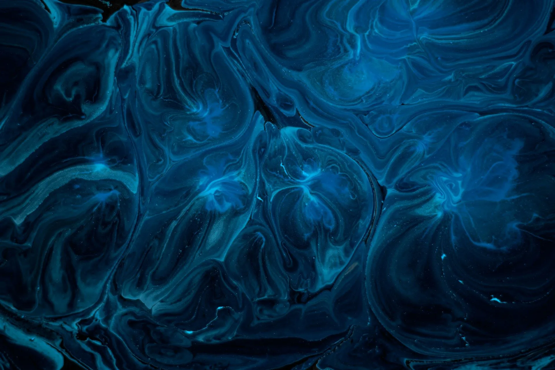 pawel-czerwinski-bX9B9c-YasY-unsplash